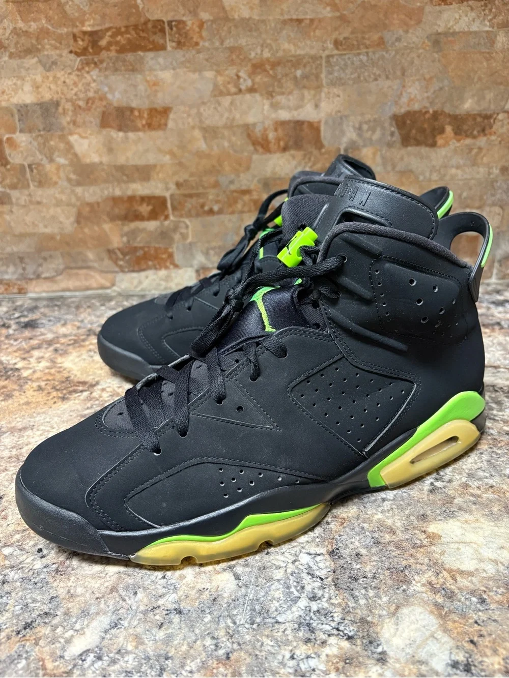 Air Jordan retro 6 Electric Green CT8529-003 Size 11.5